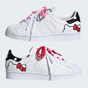 Hello Kitty Adidas Superstar